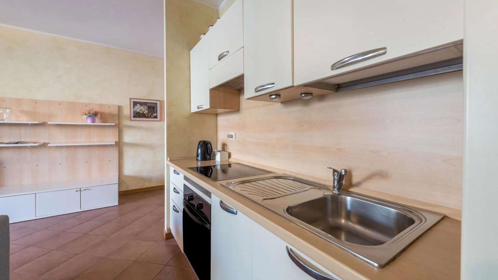 Apartment Appartamento Gardazzurro Padenghe sul Garda
