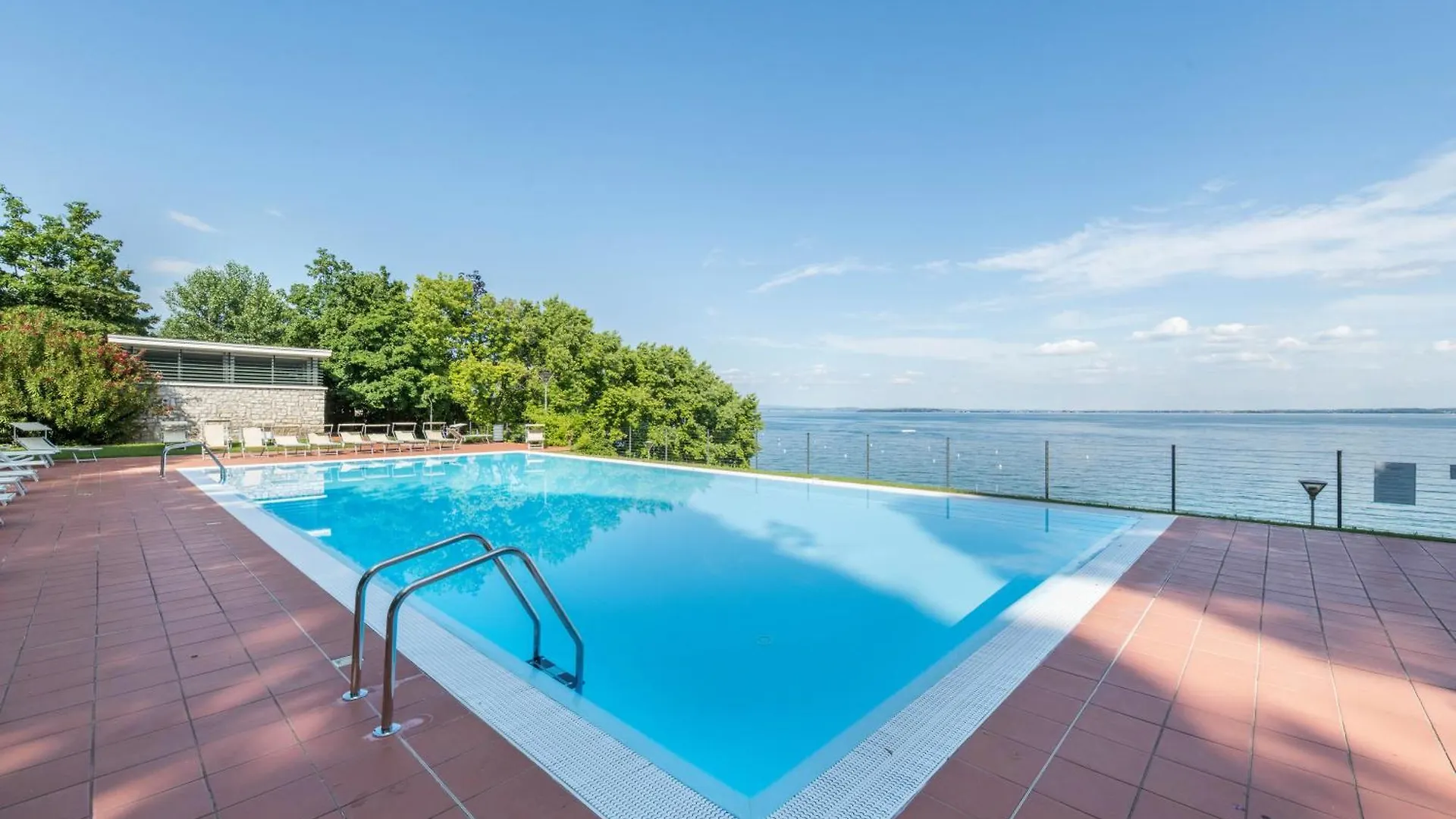 Appartamento Gardazzurro Padenghe sul Garda 0*,